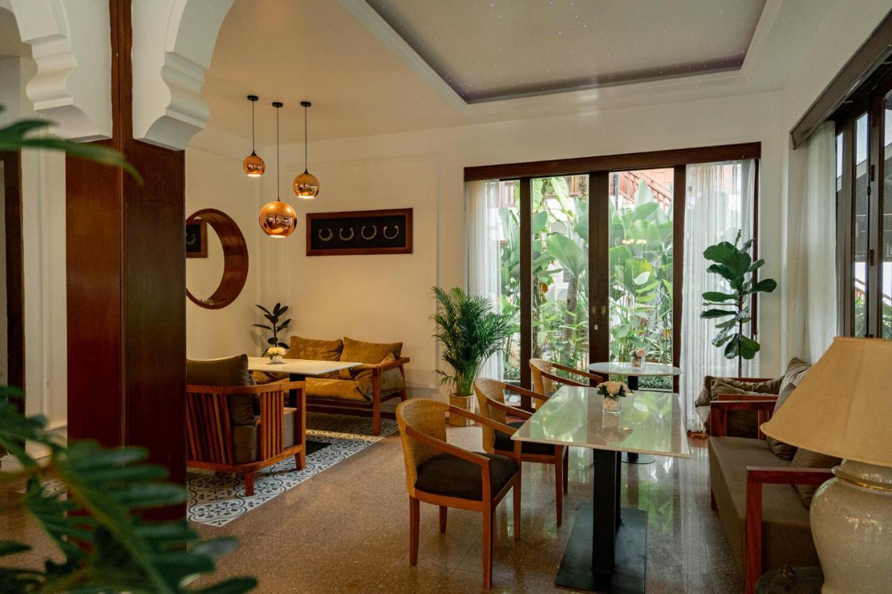 Green Park Boutique Hotel Vientiane Exterior photo